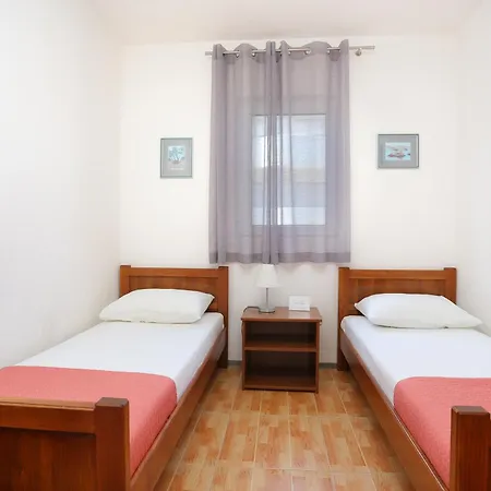 Family Friendly Seaside Sevid, Trogir - 4286 公寓 玛里纳