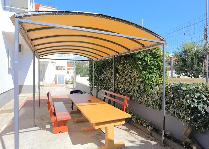 Apartament Family Friendly Seaside Sevid, Trogir - 4286