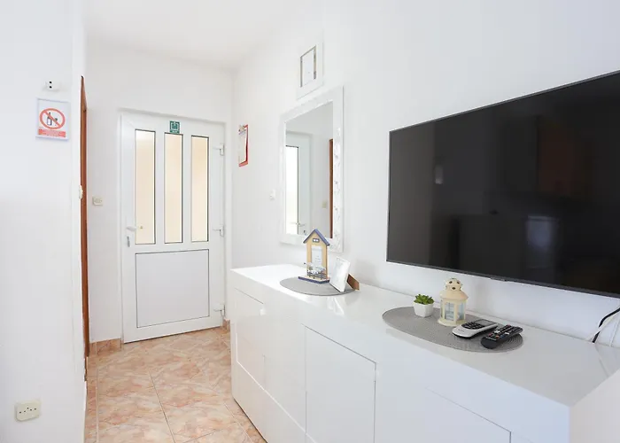 Family Friendly Seaside Sevid, Trogir - 4286 *