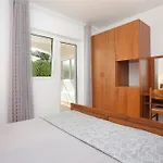 Family Friendly Seaside Sevid, Trogir - 4286 Lejlighed *