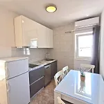 Lejlighed Family Friendly Seaside Sevid, Trogir - 4286 *
