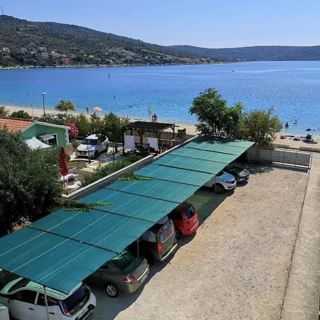 아파트 Family Friendly Seaside Sevid, Trogir - 4286 Zaglavice