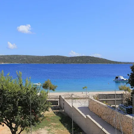 Family Friendly Seaside Sevid, Trogir - 4286 * Zaglavice