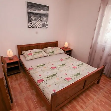아파트 Family Friendly Seaside Sevid, Trogir - 4286 Zaglavice