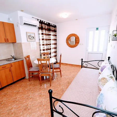 Family Friendly Seaside Sevid, Trogir - 4286