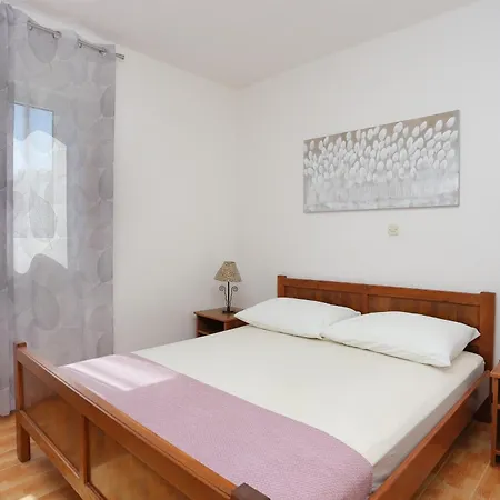 Family Friendly Seaside Sevid, Trogir - 4286 *