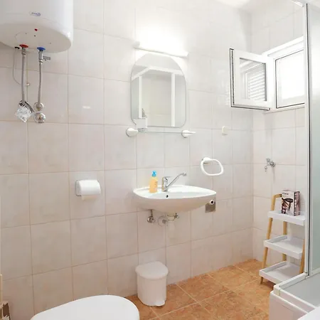 Family Friendly Seaside Sevid, Trogir - 4286 Marina