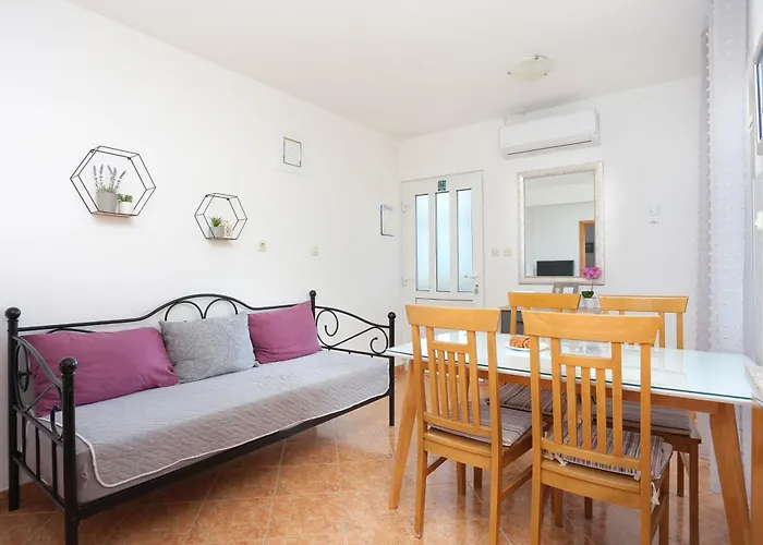 Daire Family Friendly Seaside Sevid, Trogir - 4286 Marina