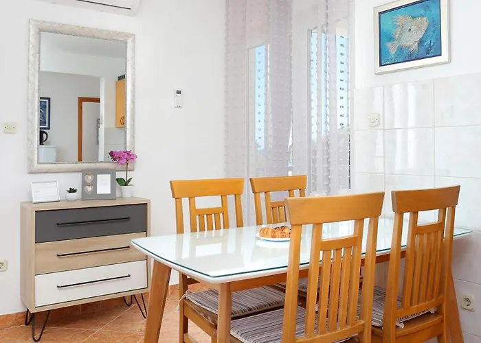 Apartmán Family Friendly Seaside Sevid, Trogir - 4286