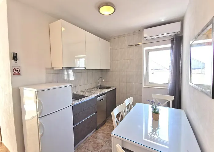 Daire Family Friendly Seaside Sevid, Trogir - 4286 *